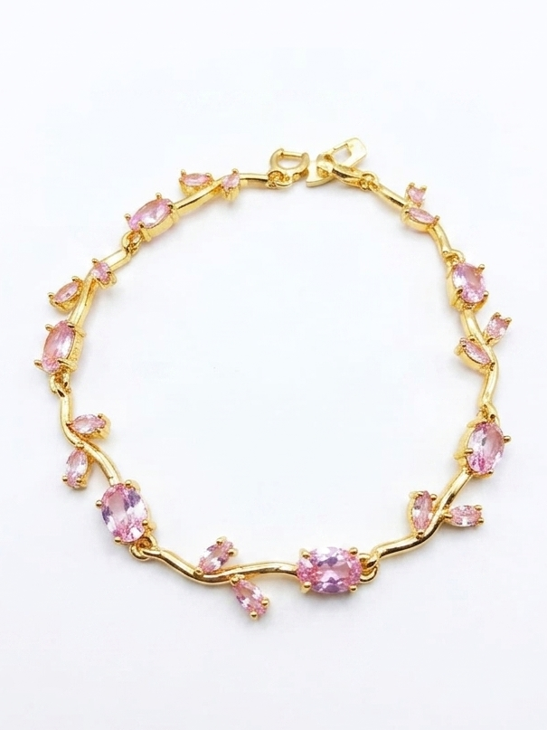 Elegant Golden Tulip bracelet