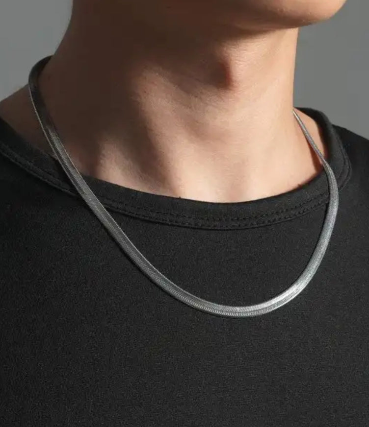 Stylish Stainless Steel Chain Necklace – Minimal & Pendant Design for Men